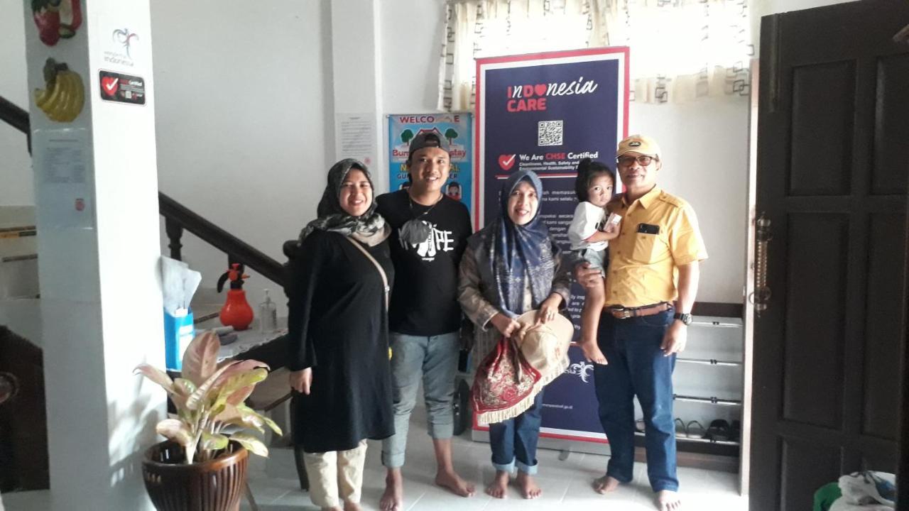 Bumimi Homestay Painan Exterior foto