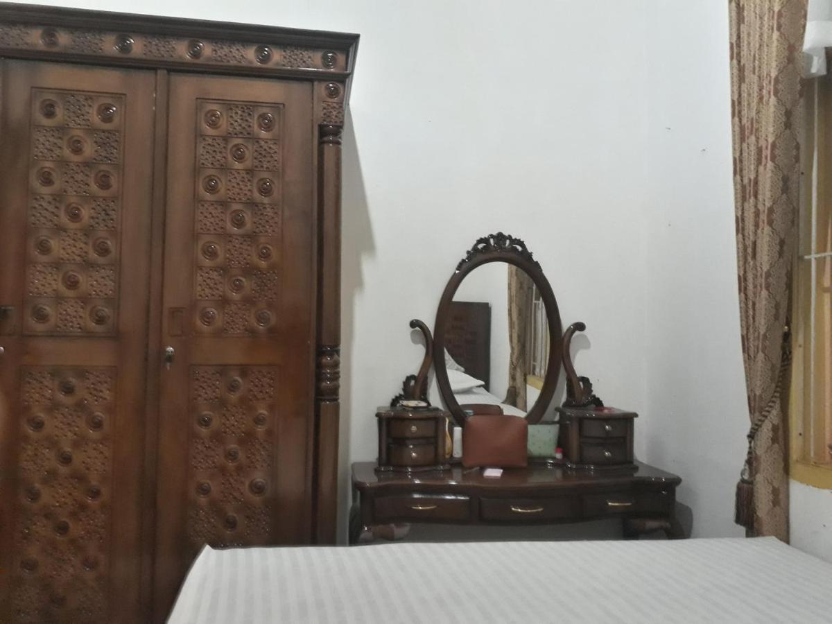 Bumimi Homestay Painan Exterior foto